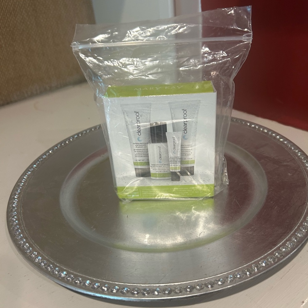 Clear Proof Skincare The Go Set!